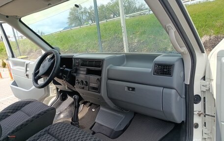 Volkswagen Transporter T4, 1997 год, 765 000 рублей, 2 фотография