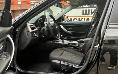 BMW 3 серия, 2018 год, 2 535 000 рублей, 4 фотография