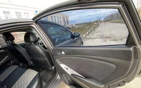 Hyundai Solaris II рестайлинг, 2014 год, 980 000 рублей, 9 фотография