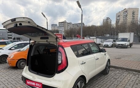 KIA Soul II рестайлинг, 2019 год, 1 850 000 рублей, 10 фотография