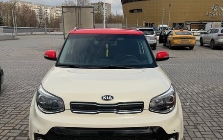 KIA Soul II рестайлинг, 2019 год, 1 850 000 рублей, 28 фотография