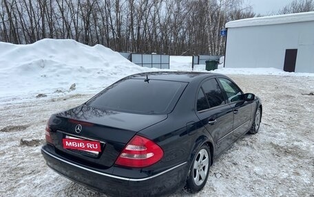 Mercedes-Benz E-Класс, 2003 год, 630 000 рублей, 4 фотография