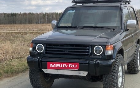 Mitsubishi Pajero III рестайлинг, 1992 год, 700 000 рублей, 2 фотография