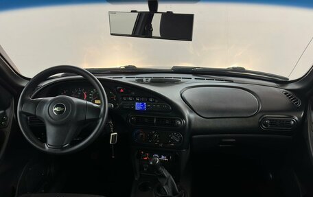 Chevrolet Niva I рестайлинг, 2017 год, 799 000 рублей, 5 фотография