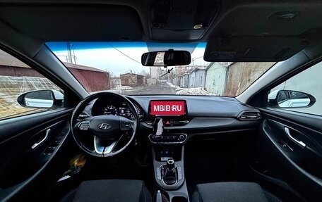 Hyundai i30 III, 2022 год, 2 000 000 рублей, 14 фотография