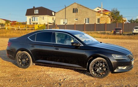 Skoda Superb III рестайлинг, 2015 год, 2 000 000 рублей, 4 фотография