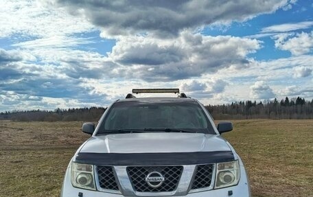 Nissan Pathfinder, 2005 год, 900 000 рублей, 2 фотография