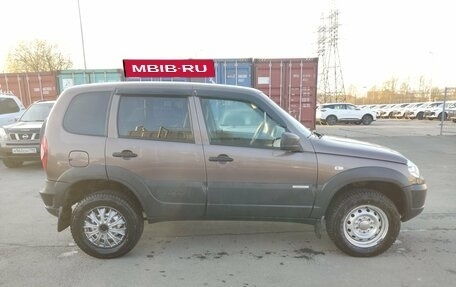 Chevrolet Niva I рестайлинг, 2017 год, 739 000 рублей, 4 фотография