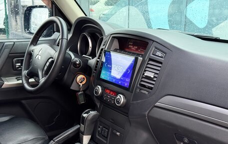 Mitsubishi Pajero IV, 2013 год, 2 490 000 рублей, 10 фотография