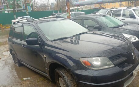 Mitsubishi Outlander III рестайлинг 3, 2003 год, 395 000 рублей, 10 фотография