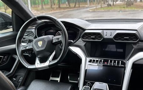 Lamborghini Urus I, 2018 год, 16 000 000 рублей, 17 фотография