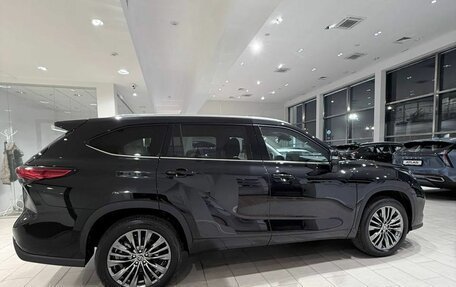 Toyota Highlander, 2025 год, 5 600 000 рублей, 8 фотография