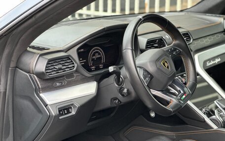 Lamborghini Urus I, 2018 год, 16 000 000 рублей, 26 фотография