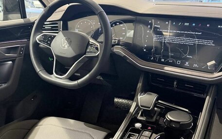 Volkswagen Touareg III, 2025 год, 7 900 000 рублей, 12 фотография