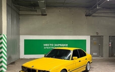 BMW 5 серия, 1995 год, 379 000 рублей, 1 фотография