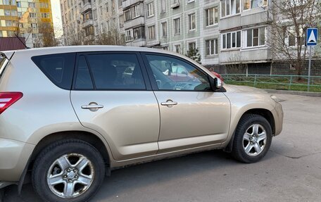 Toyota RAV4, 2011 год, 1 450 000 рублей, 2 фотография
