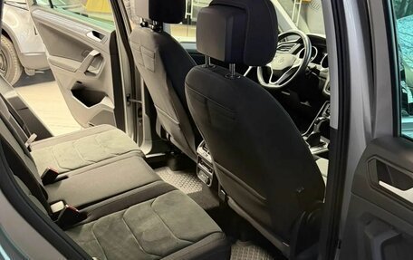 Volkswagen Tiguan II, 2021 год, 3 250 000 рублей, 13 фотография