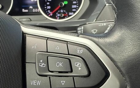 Volkswagen Tiguan II, 2021 год, 3 250 000 рублей, 19 фотография