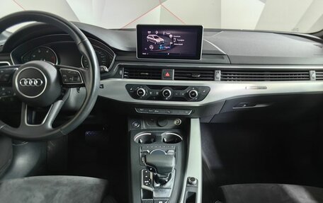 Audi A4, 2018 год, 2 895 000 рублей, 14 фотография