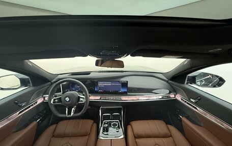 BMW 7 серия, 2024 год, 15 015 000 рублей, 11 фотография