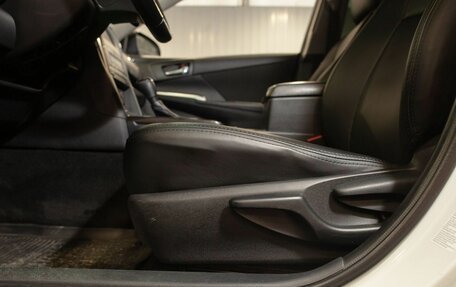 Toyota Camry, 2016 год, 1 820 000 рублей, 33 фотография