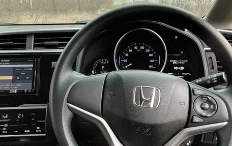 Honda Fit III, 2018 год, 1 150 000 рублей, 8 фотография