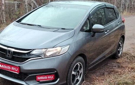 Honda Fit III, 2018 год, 1 150 000 рублей, 11 фотография