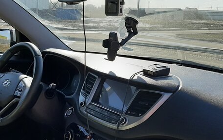 Hyundai Tucson III, 2018 год, 2 090 000 рублей, 6 фотография