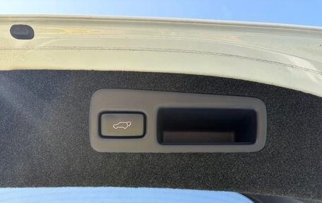 Toyota Harrier, 2019 год, 2 249 000 рублей, 8 фотография