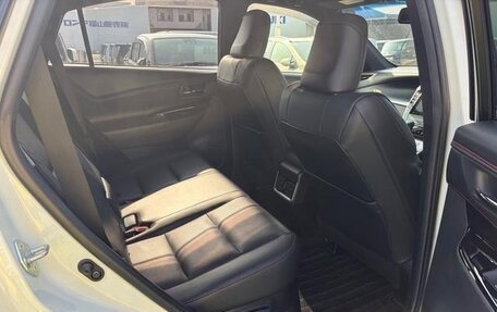 Toyota Harrier, 2019 год, 2 249 000 рублей, 9 фотография