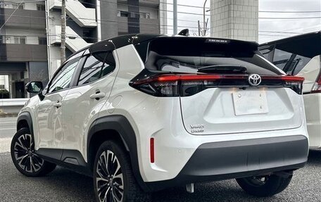 Toyota Yaris Cross, 2022 год, 1 473 000 рублей, 4 фотография