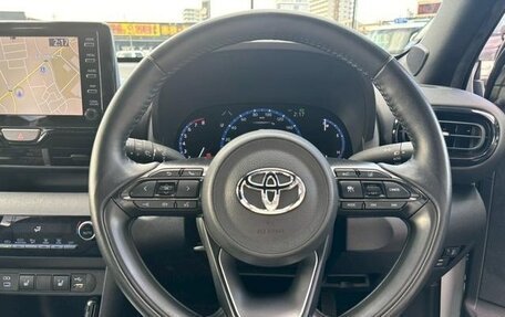Toyota Yaris Cross, 2022 год, 1 473 000 рублей, 11 фотография