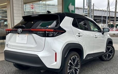 Toyota Yaris Cross, 2022 год, 1 473 000 рублей, 6 фотография