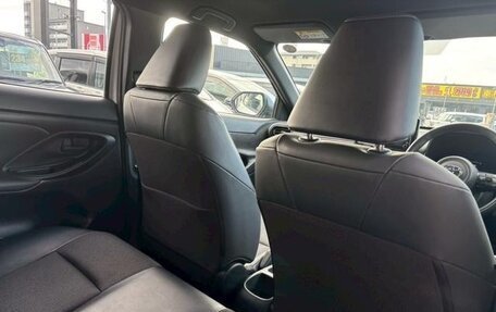 Toyota Yaris Cross, 2022 год, 1 473 000 рублей, 16 фотография