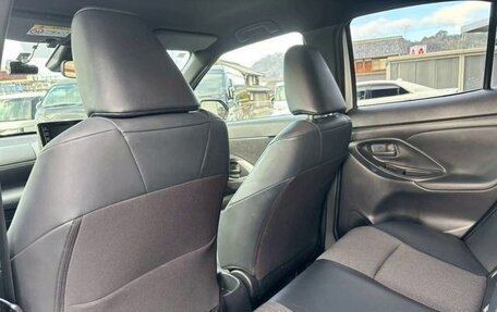 Toyota Yaris Cross, 2022 год, 1 473 000 рублей, 17 фотография