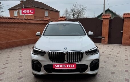 BMW X5, 2021 год, 8 800 000 рублей, 2 фотография