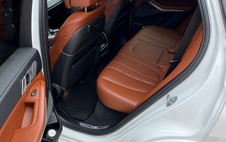 BMW X5, 2021 год, 8 800 000 рублей, 13 фотография