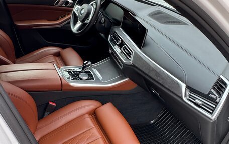 BMW X5, 2021 год, 8 800 000 рублей, 16 фотография