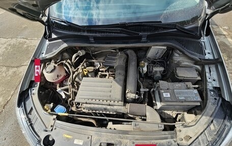 Volkswagen Polo VI (EU Market), 2022 год, 2 100 000 рублей, 11 фотография