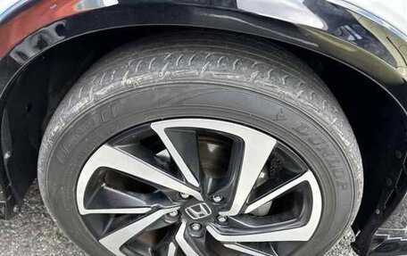 Honda Vezel, 2017 год, 1 320 000 рублей, 3 фотография