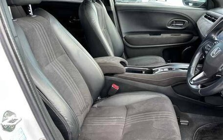 Honda Vezel, 2017 год, 1 320 000 рублей, 4 фотография