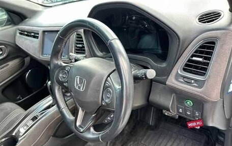 Honda Vezel, 2017 год, 1 320 000 рублей, 6 фотография