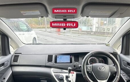 Toyota ISis I, 2014 год, 1 315 000 рублей, 11 фотография