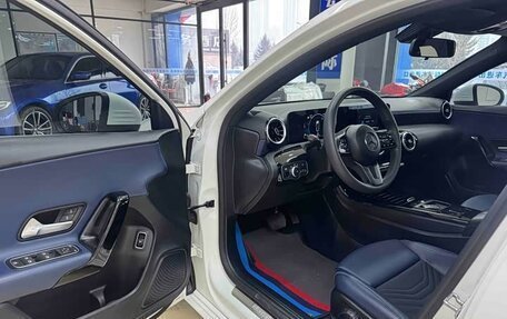 Mercedes-Benz A-Класс, 2021 год, 1 965 000 рублей, 13 фотография