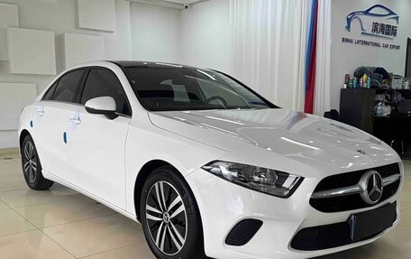 Mercedes-Benz A-Класс, 2021 год, 1 965 000 рублей, 4 фотография