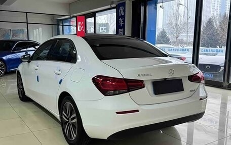 Mercedes-Benz A-Класс, 2021 год, 1 965 000 рублей, 2 фотография