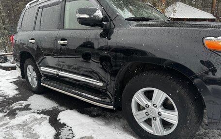 Toyota Land Cruiser 200, 2014 год, 4 800 000 рублей, 2 фотография