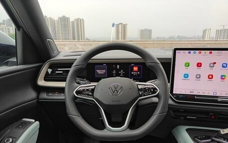 Volkswagen Teramont, 2025 год, 6 154 077 рублей, 14 фотография