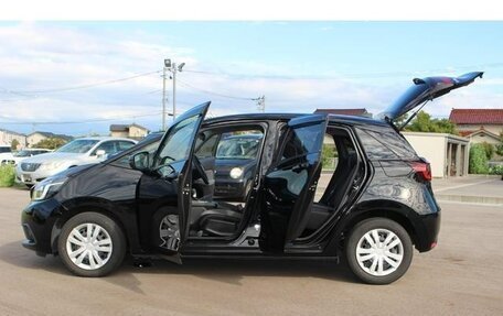 Honda Fit, 2021 год, 940 000 рублей, 7 фотография