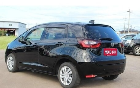 Honda Fit, 2021 год, 940 000 рублей, 4 фотография